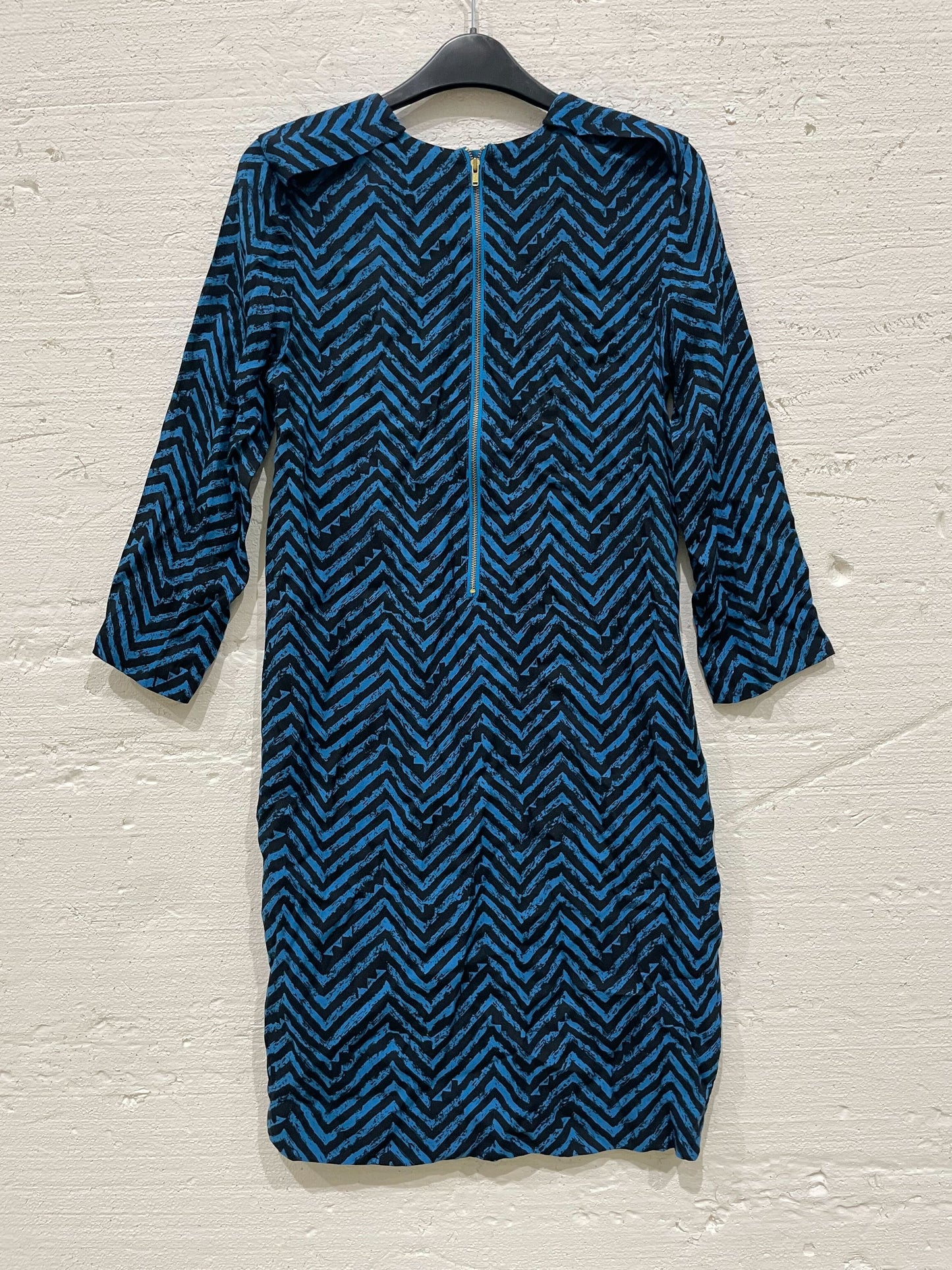 By Malene Birger-Dalooni Ocean Blue Graphic printed dress Ocean Blue 32 Ocean Blue 32