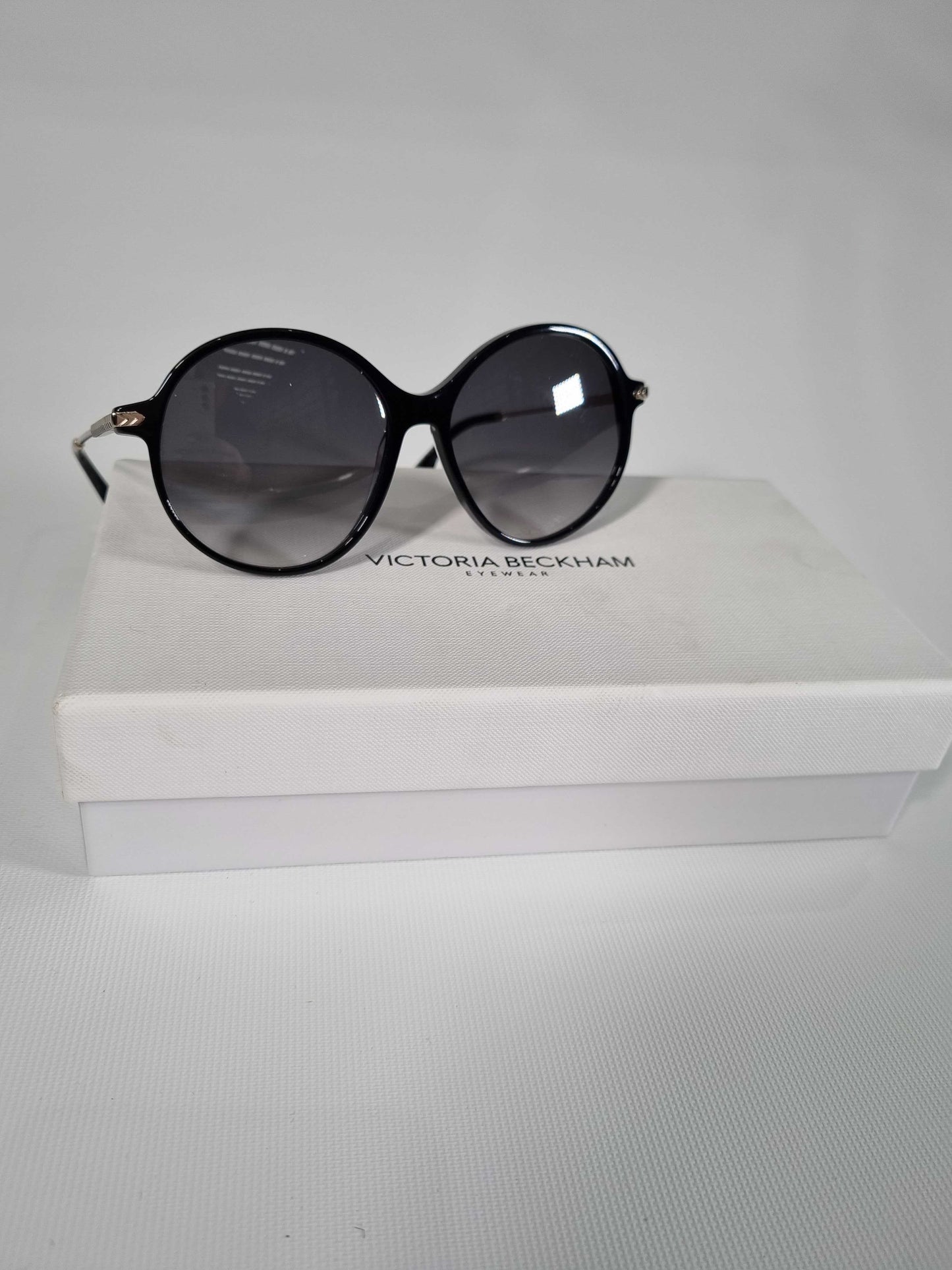 Victoria Beckham Sunglasses Black One size Black One size