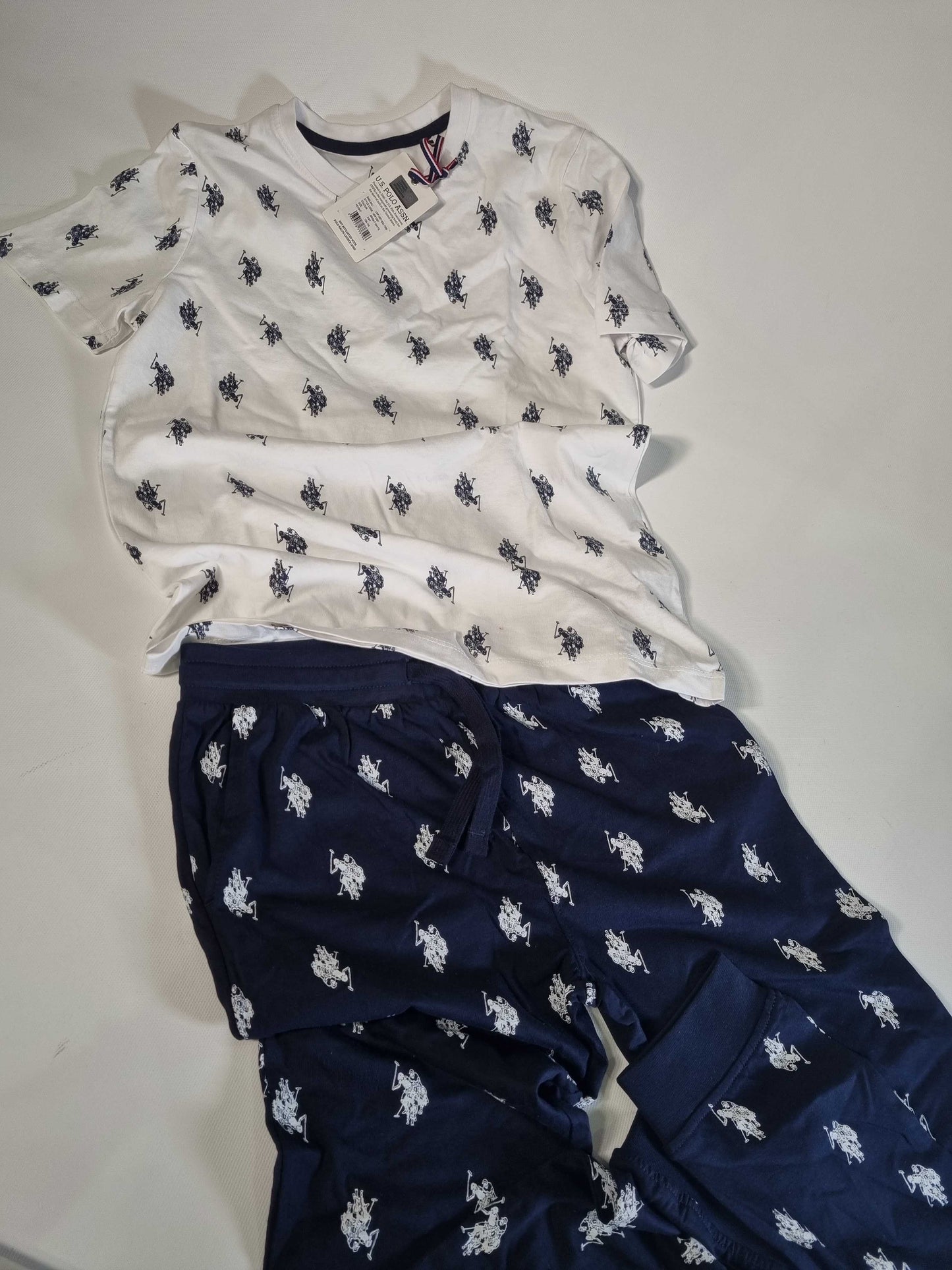 U.S. Polo Assn. Boy'S Navy/White Cotton T-Shirt And Trousers Set White / Navy 8-9 years